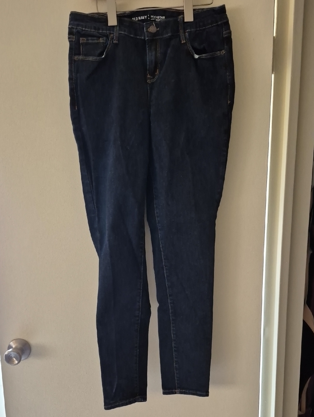 Old Navy Rockstar Women's Size 10 Super Skinny Jeans